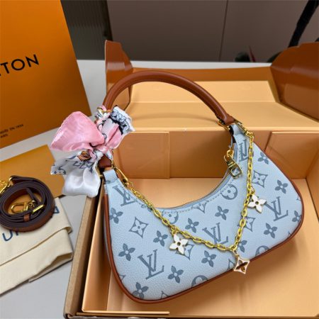 High quality shoulder bag size:23*10cm LOV #X1529 - Image 3