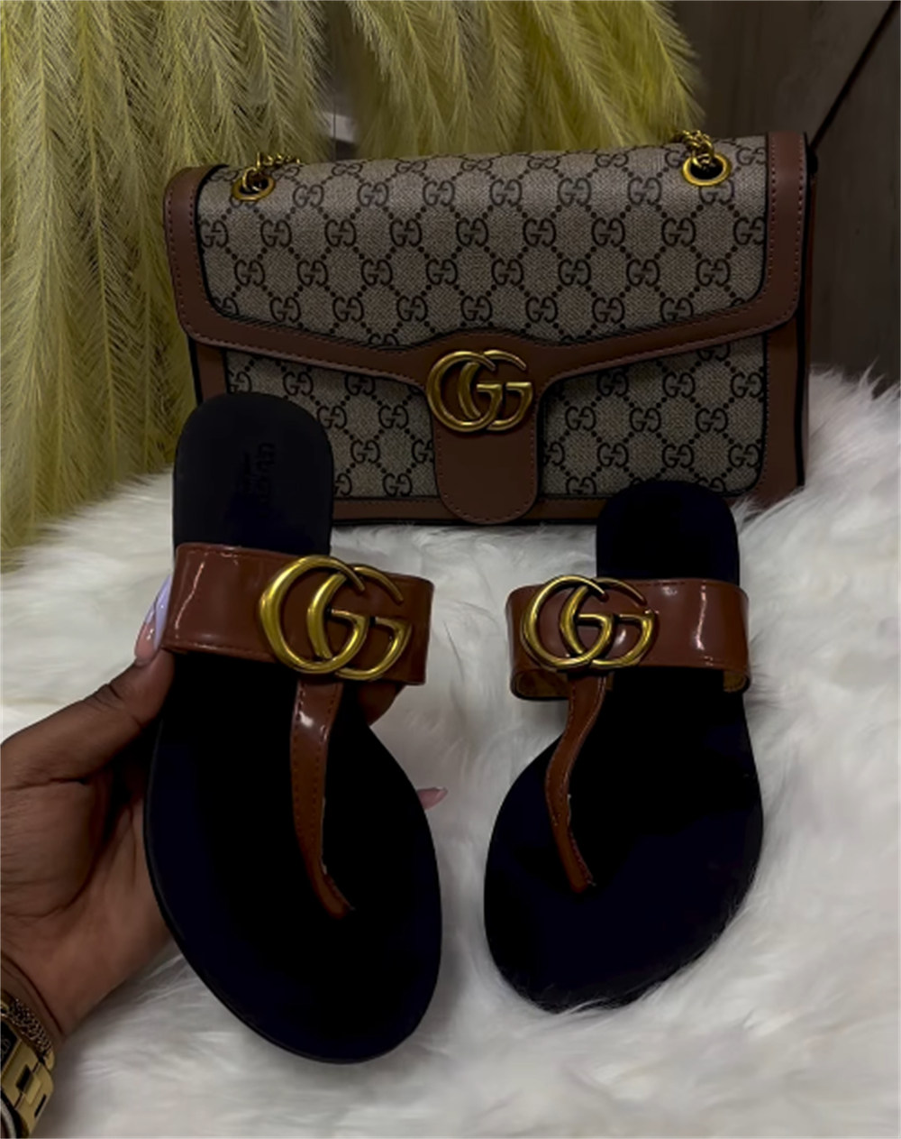 High quality slippers & shoulder bag set free shipping GUI #X1533 - Image 1