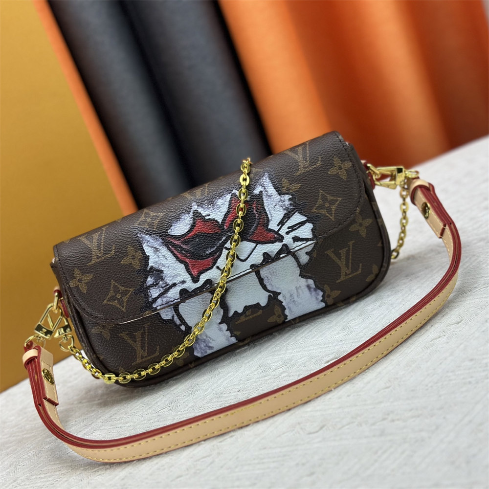 High quality shoulder bag size:23.5*12*4.3cm LOV #Z0081 - Image 1