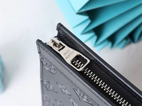 Wholesale fashion clutch bag size:26*20*5cm LOV #A0091