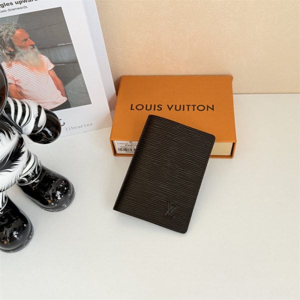 Wholesale Fashion passport holder size:9.5*14*2cm LOV #Z0092