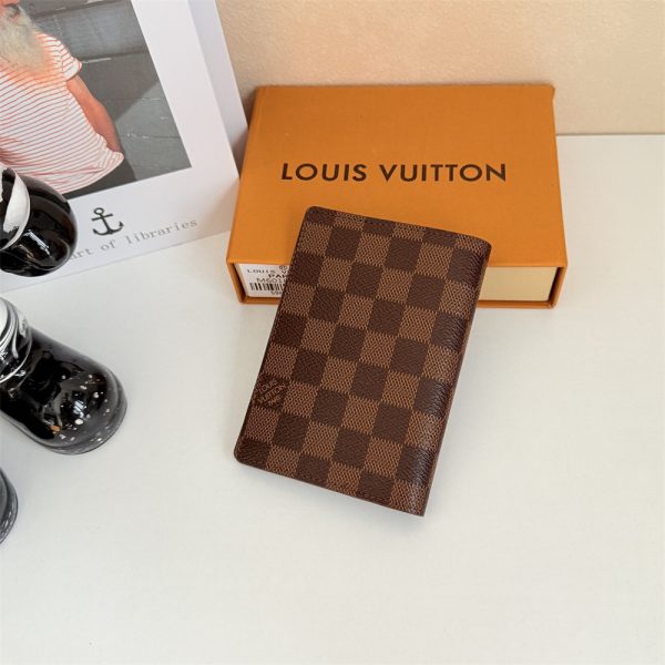 Wholesale Fashion passport holder size:9.5*14*2cm LOV #Z0092
