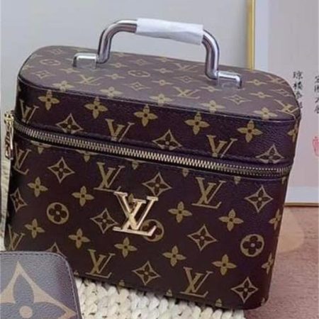 Wholesale fashion makeup bag LOV #Z0094