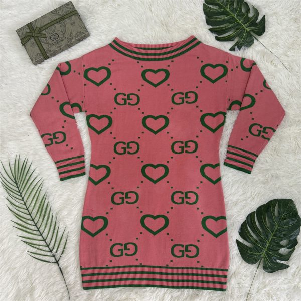 Wholesale fashion sweater size:S-2XL GUI #Z0100