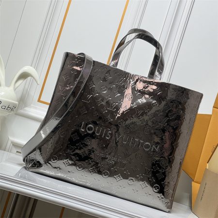 High quality fashion Tote Bag size:42*34*16cm LOV #Z0200