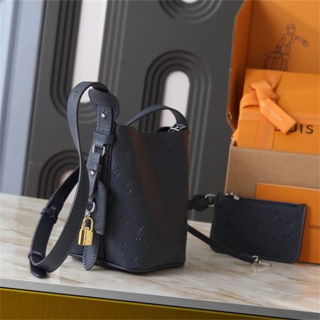High quality bucket bag size:16*18*12cm LOV #Z0229 - Image 2