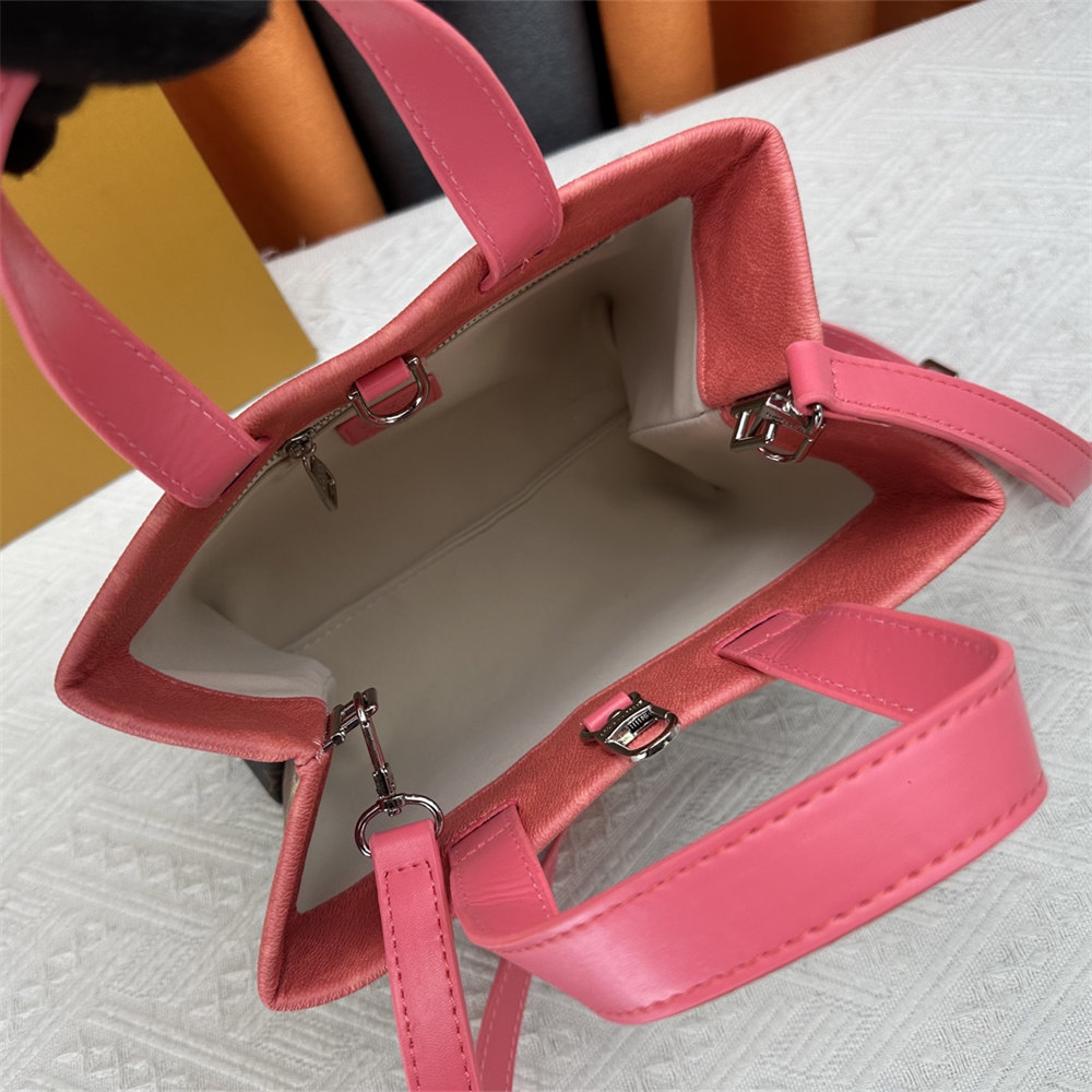High quality Tote bag size:25*19*11cm LOV #Z0300 - Image 6