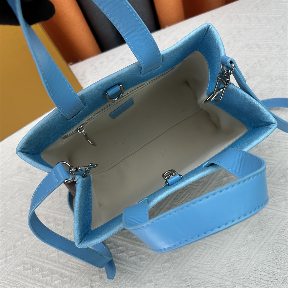 High quality Tote bag size:25*19*11cm LOV #Z0301 - Image 5