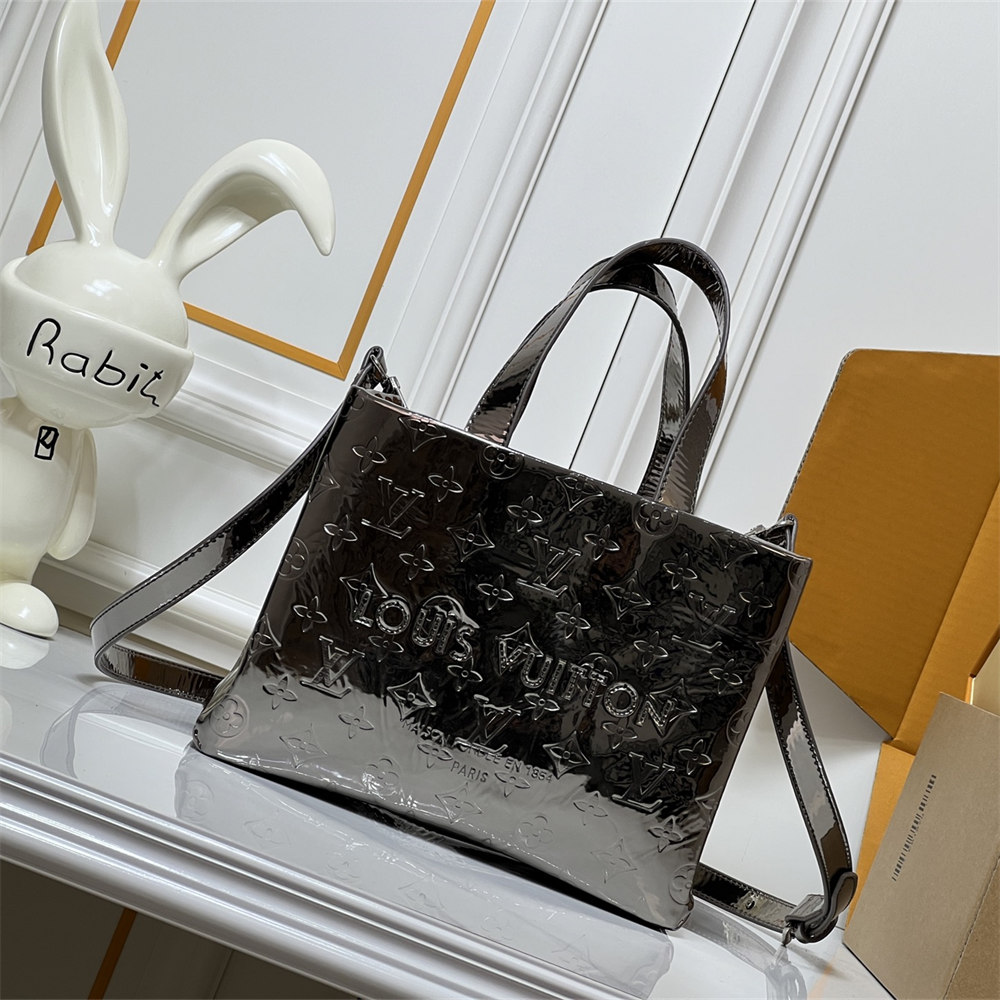 High quality Tote bag size:25*19*11cm LOV #Z0303 - Image 1