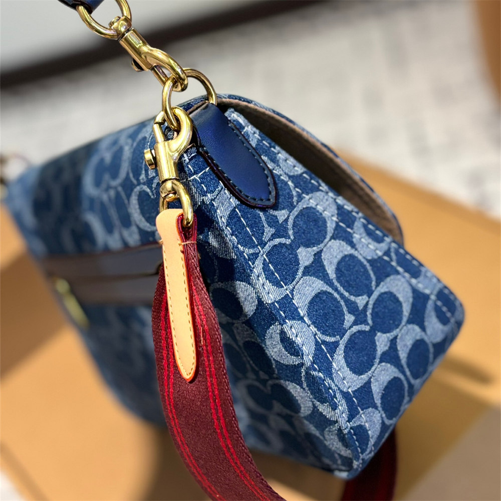 High quality shoulder bag size:25*18cm COH #Z0379 - Image 3