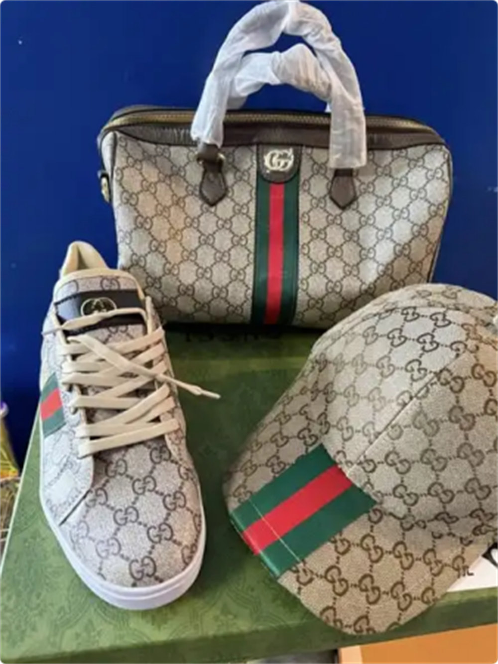 High quality sneaker & Handbag & hat free shipping GUI #Z0387 - Image 1