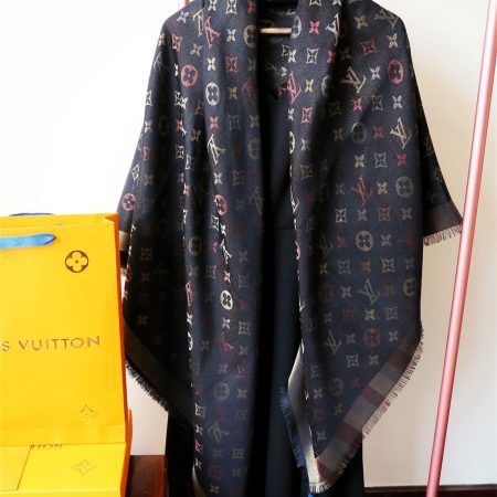 Wholesale fashion scarf LOV SD #Z0398