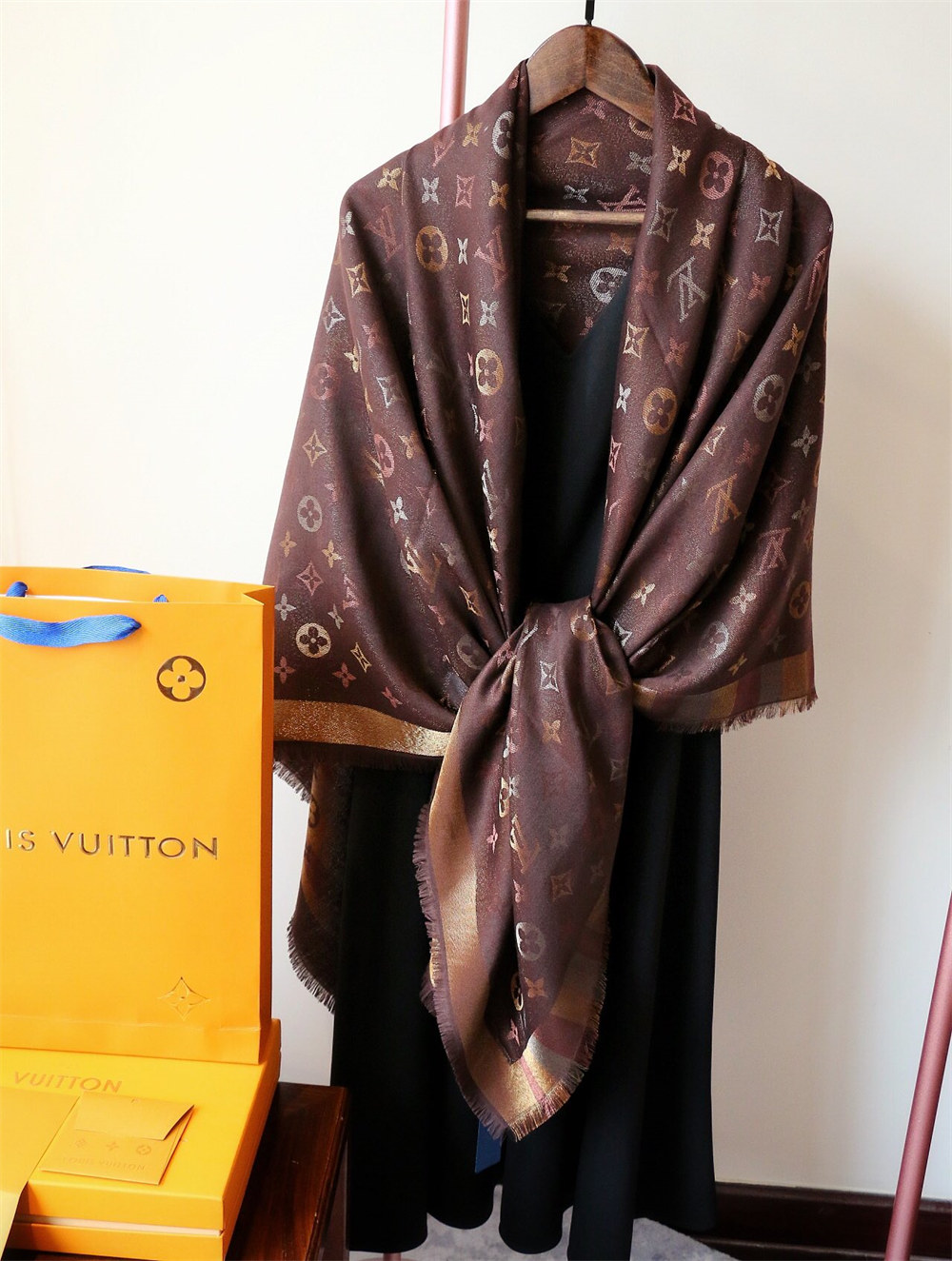 Wholesale fashion scarf LOV SD #Z0399 - Image 1