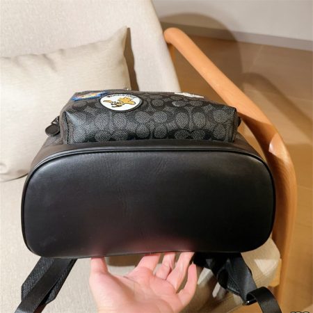 High quality backpack size:32*39*16cm COH #Z0404 - Image 5