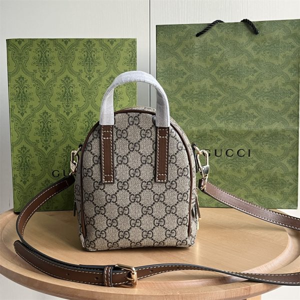 High quality backpack size:15*19*8cm GUI #Z0416