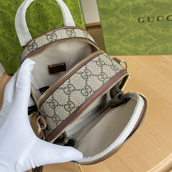 High quality backpack size:15*19*8cm GUI #Z0416