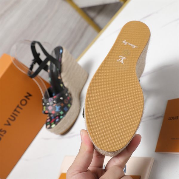 High quality sandals size:5-11 with box free shipping LOV #Z0439