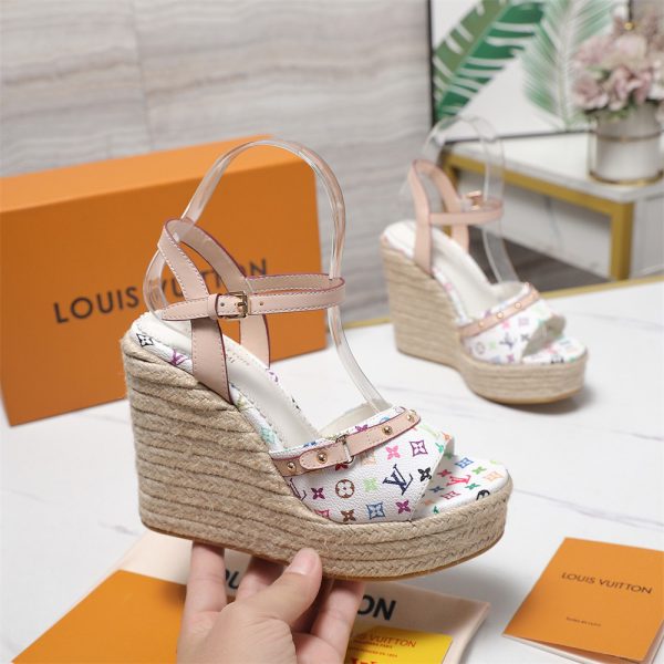 High quality sandals size:5-11 with box free shipping LOV #Z0439