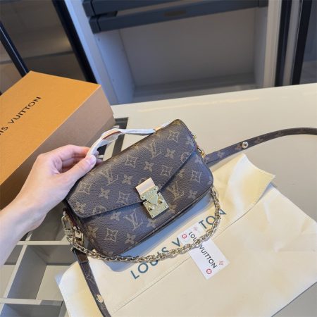 Wholesale shoulder bag size:21*14*6cm LOV DS #Z0453 - Image 2