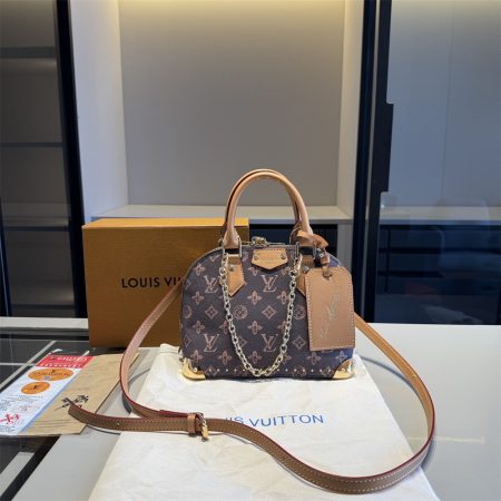 High quality handbag size:23*17*12cm LOV #Z0482