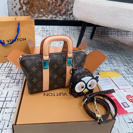 High quality shoulder bag size:21*12cm LOV #Z0493