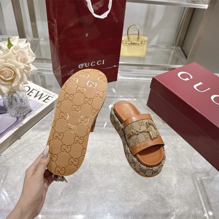 High quality slippers size:5-11 with box GUI #Z0607 - Image 5