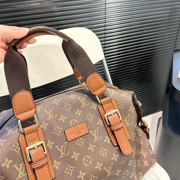 High quality Tote bag size:42*31cm LOV #Z0626
