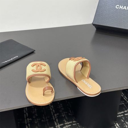 High quality slipper size:5-10 with box CHL #Z0685 - Image 4