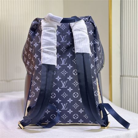 High quality backpack size:29*38*20cm LOV #Z0778 - Image 3