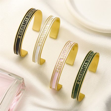 Wholesale Fashion Bracelet  DIR ZY  #A1882