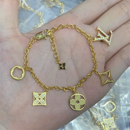 Wholesale Fashion High Quality Bracelet LOV #A1404