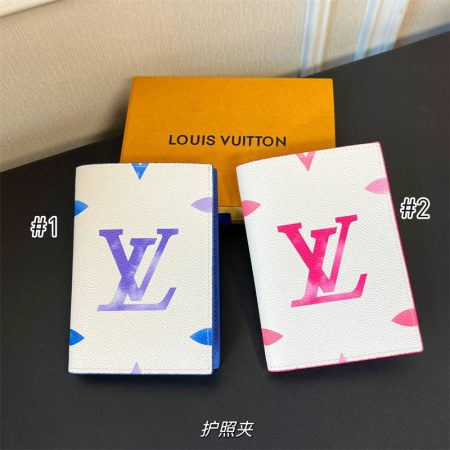 Wholesale Passport holder with box LOV #A0743