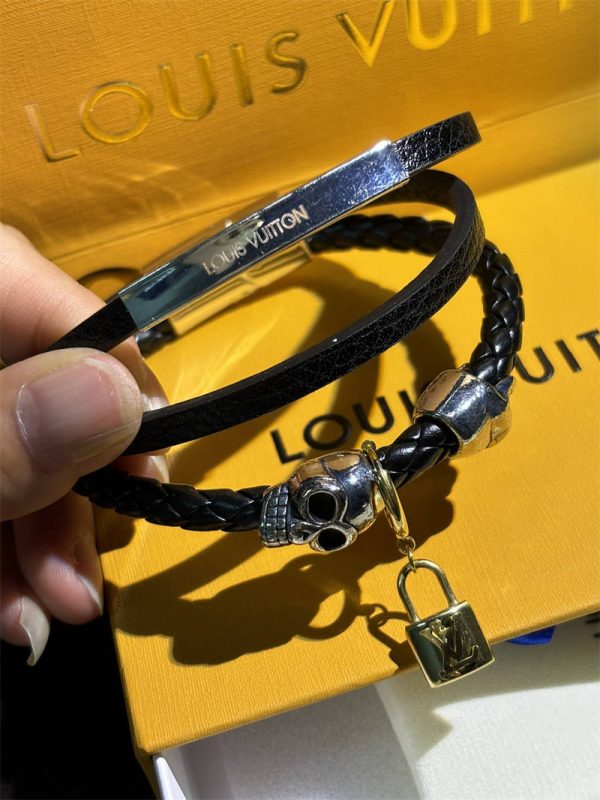 Wholesale Fashion Bracelet LOV YW #A5097