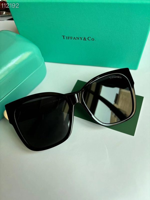 Wholesale Fashionable sunglasses GUI #A0446