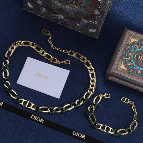 Wholesale Fashion Necklace and Bracelet Set DIR #A1580