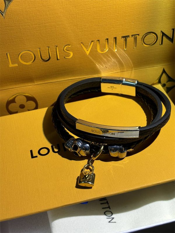 Wholesale Fashion Bracelet LOV YW #A5097