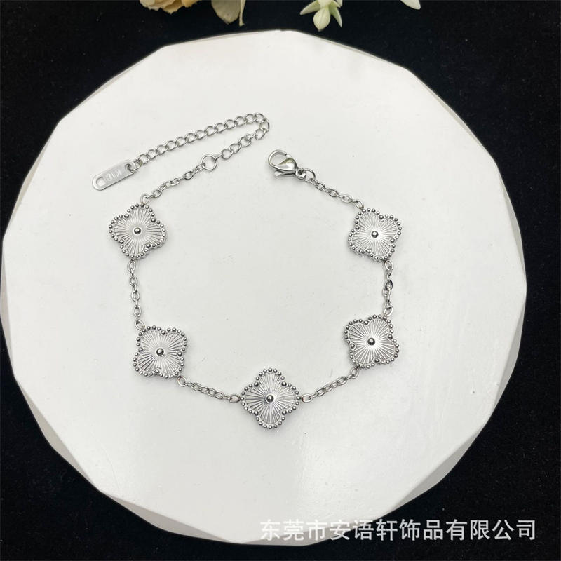 Wholesale Fashion Bracelet VAC #A0822 - Image 3