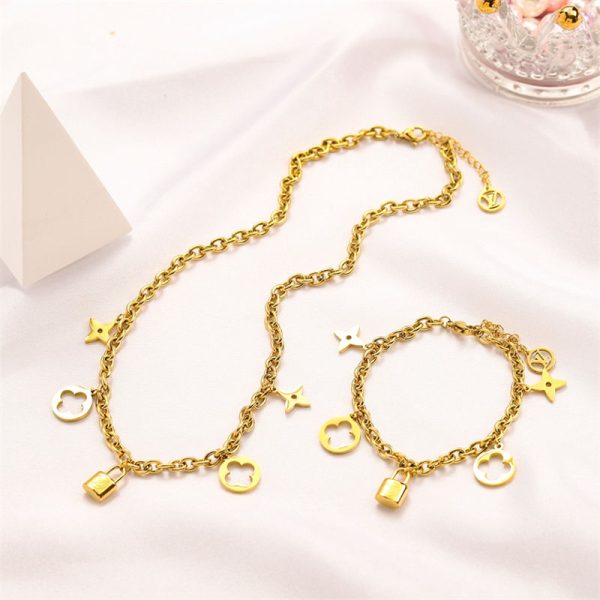 Wholesale Fashion Necklace and Bracelet Set LOV LHZ #A2675