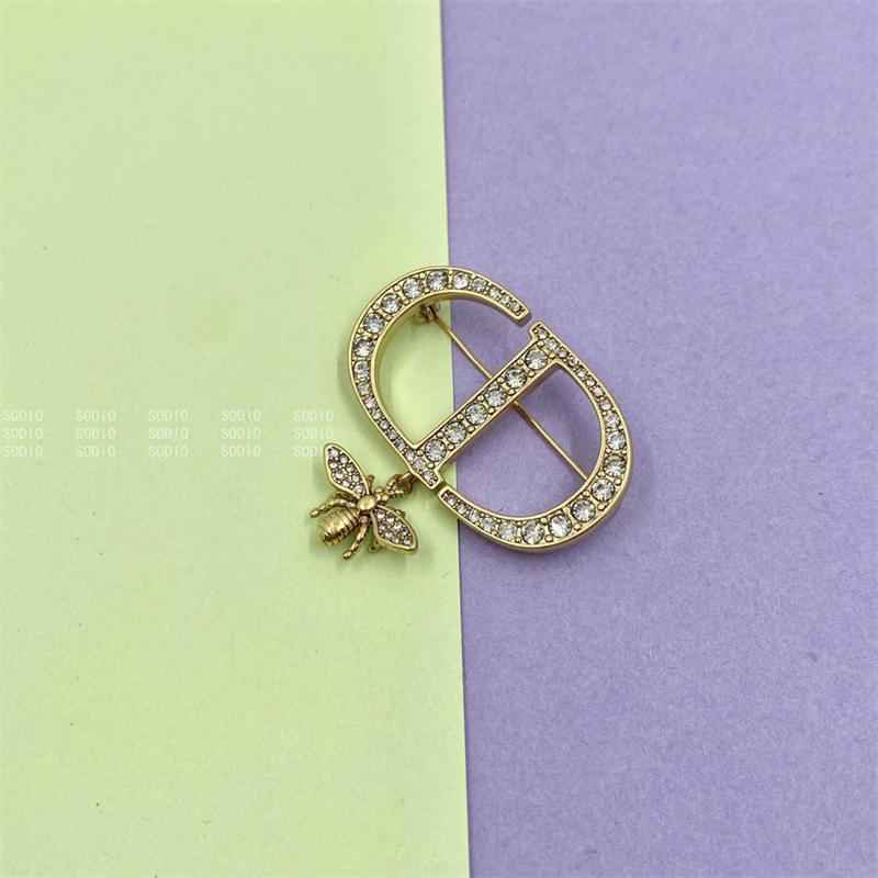 Wholesale Fashion Brooch DIR #A0359 - Image 3