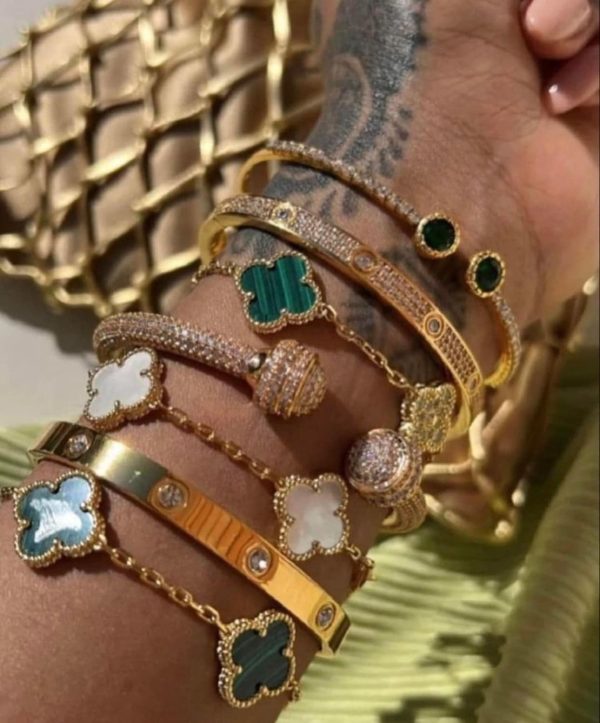 Wholesale Fashion Bracelet VAC #A0056