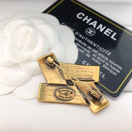 Wholesale Fashion Brooch CHL LHZ #A0820 - Image 2