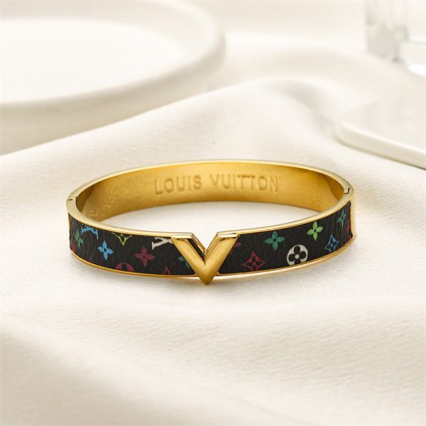Wholesale Fashion Bracelet LOV YW #A5049 - Image 4