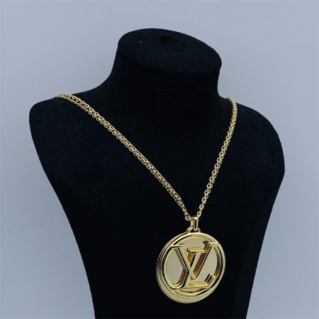 Wholesale Fashion High quality Sweater chain LOV LJJ #A1942