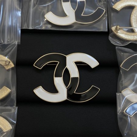 Wholesale Fashion High quality Brooch CHL #A1564