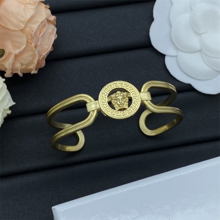 Wholesale Fashion Bracelet VEE LJJ  #A1913