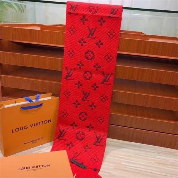 Wholesale Fashionable scarf LOV #A0238