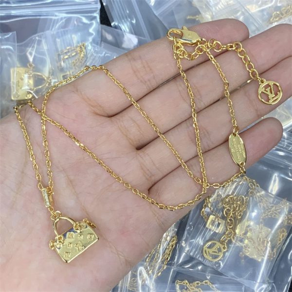 Wholesale Fashion High quality Necklace LOV #A1527