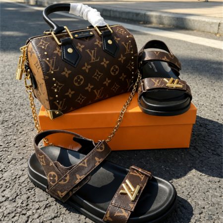 1 set fashion sandals & handbag free shipping LOV #Z0758