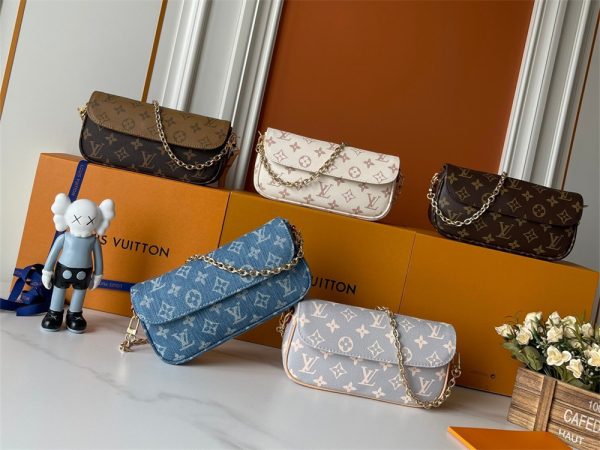 Top quality leather shoulder bag size:23.5*12*4.3cm LOV #29672