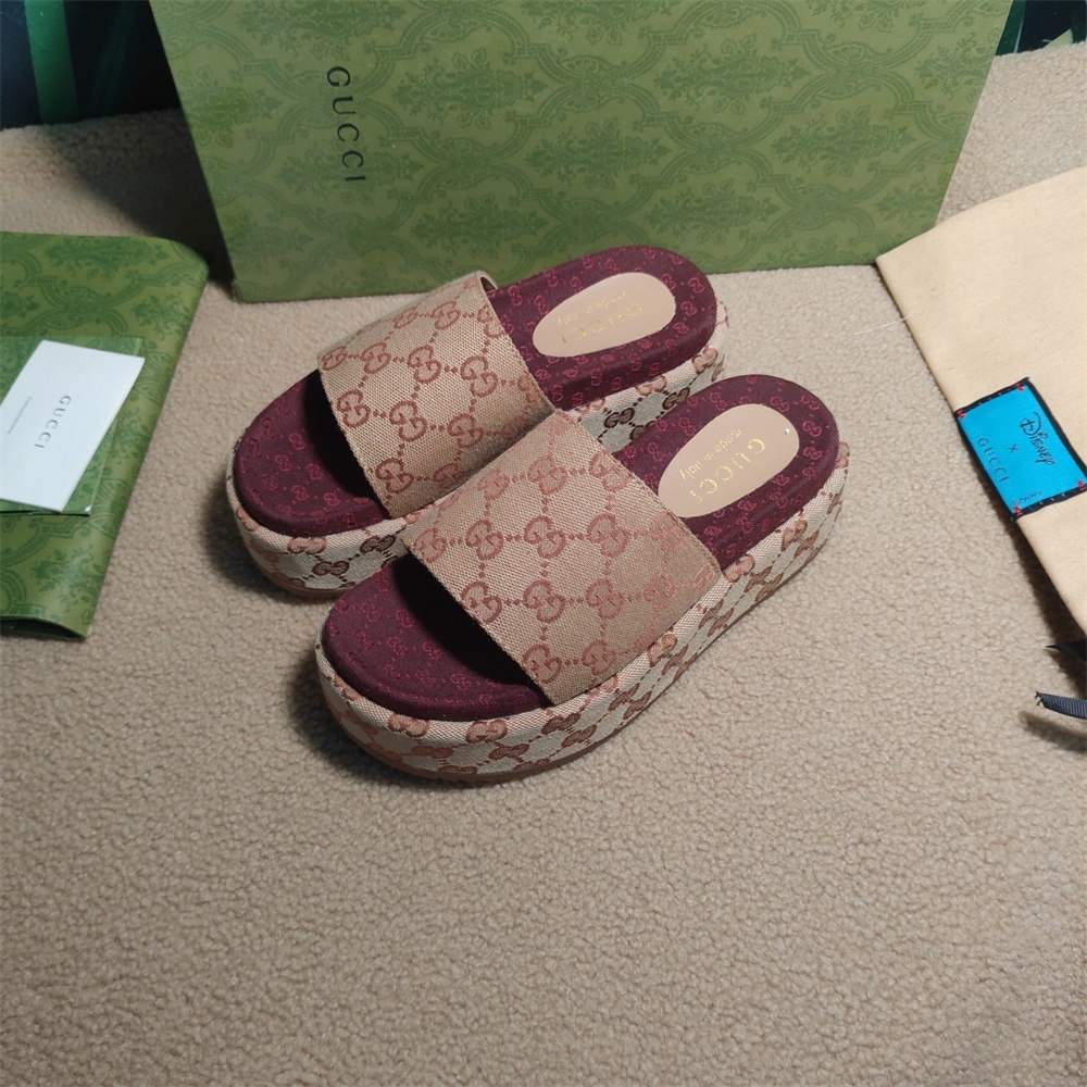 High quality slipper size:5-13 with box GUI #30797 - Image 2